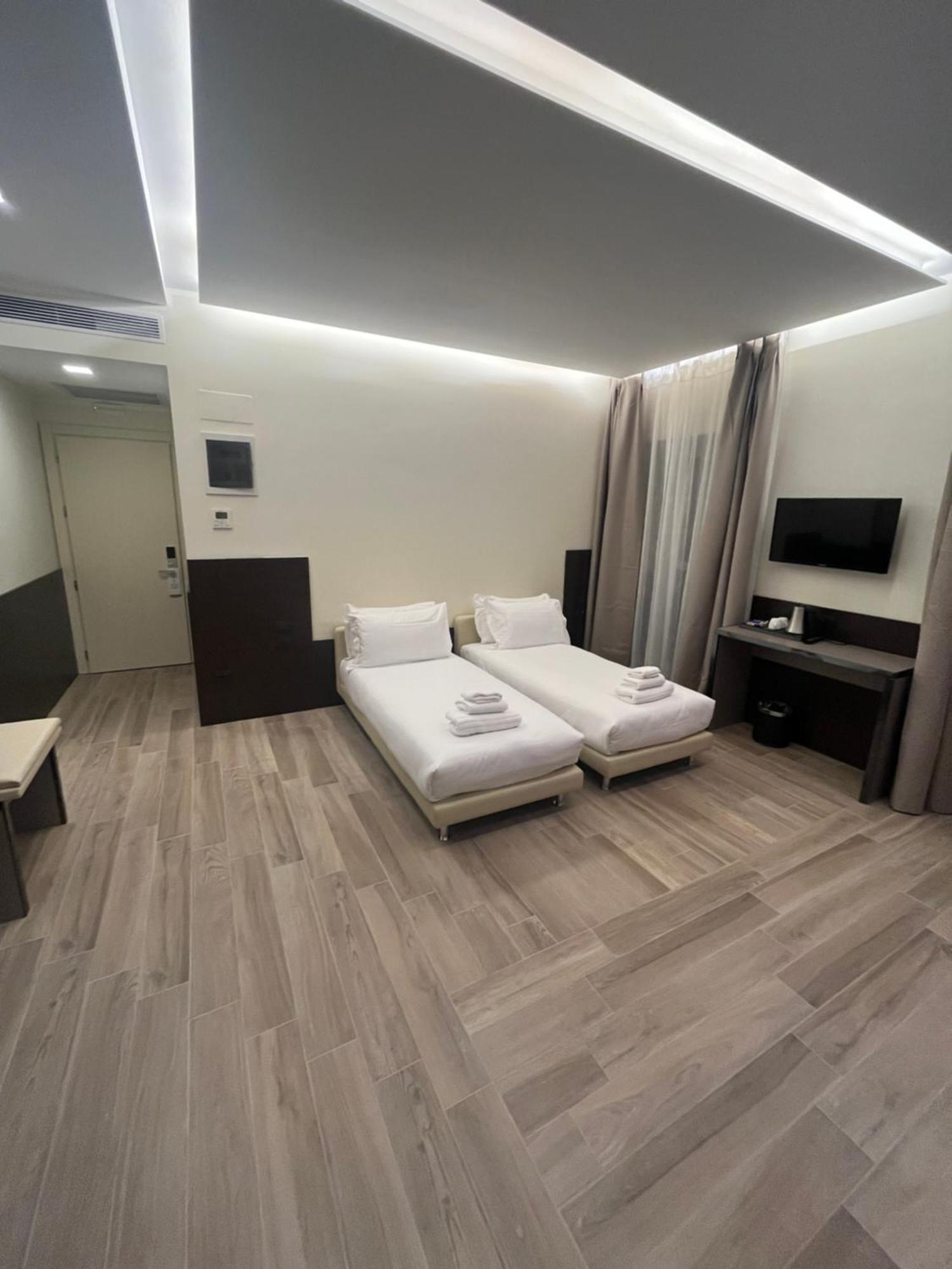 Jr Hotels Bocconi Milano Екстер'єр фото