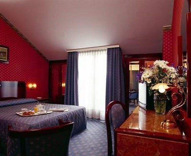 Jr Hotels Bocconi Milano Номер фото