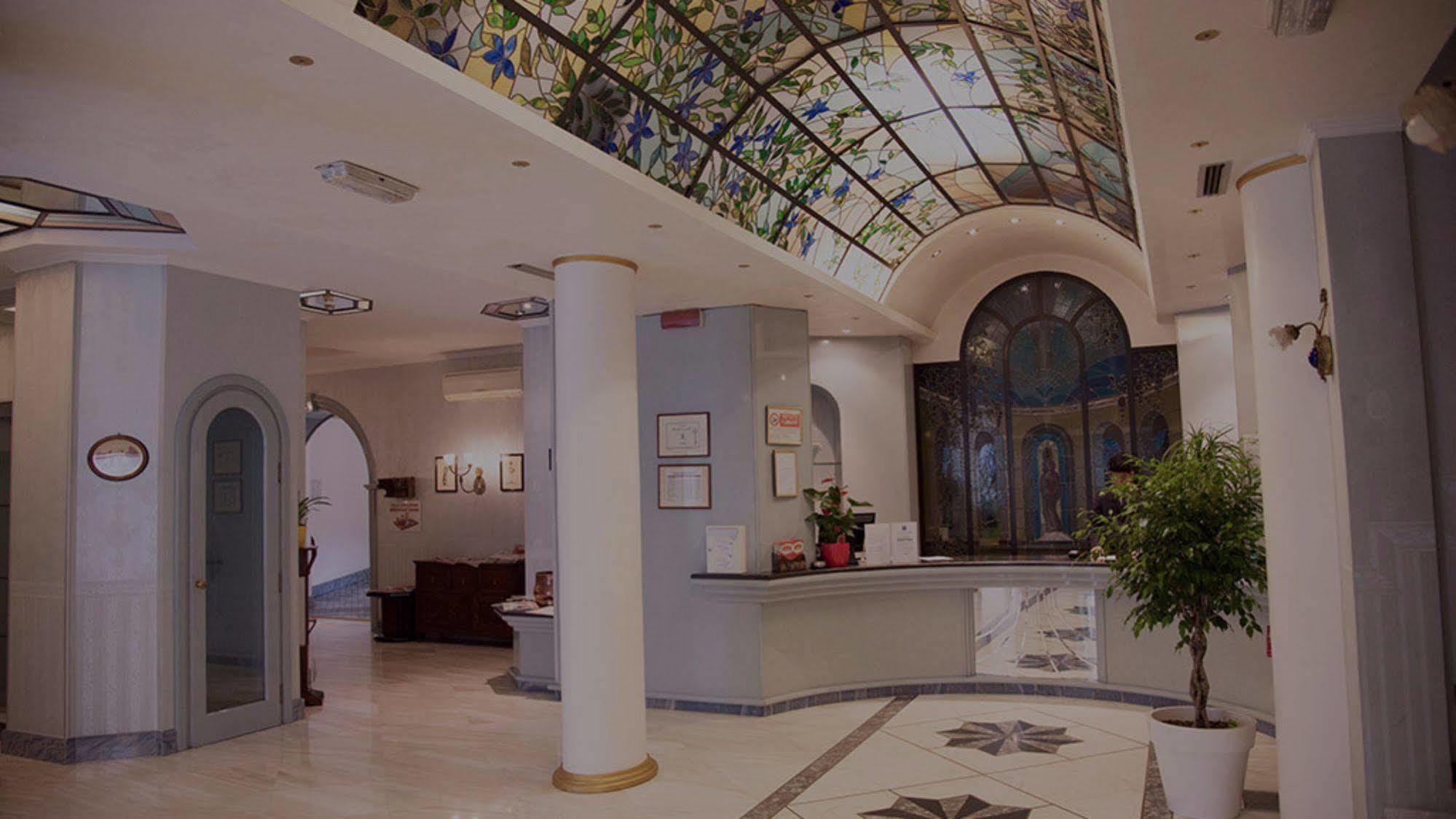 Jr Hotels Bocconi Milano Екстер'єр фото