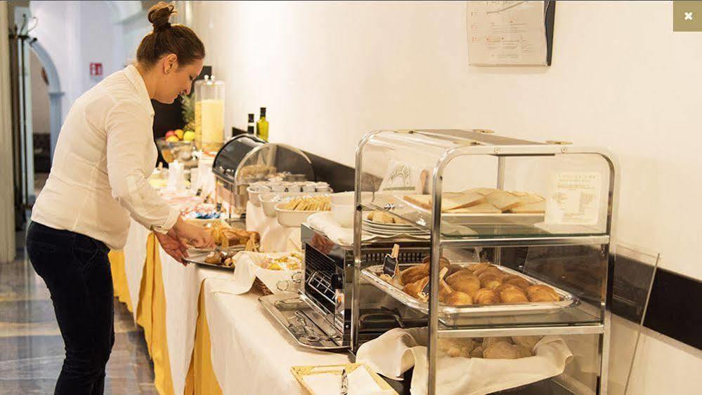 Jr Hotels Bocconi Milano Екстер'єр фото